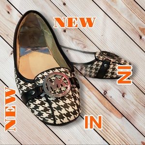 Michael Kors houndstooth flats